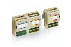 Controllore multifunzione programmabile compatto serie MicroPAC MP02